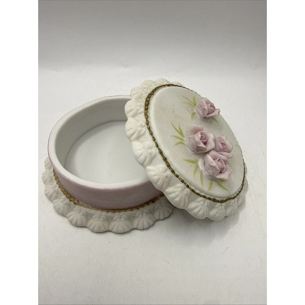 Vintage Lefton 87 Hand Painted Trinket Jewelry Box Pink Roses 3D Gold Trim